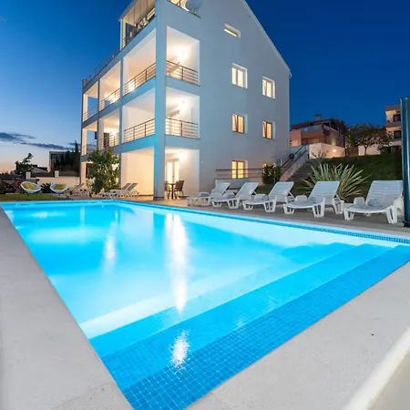 Deluxe Carlotta Apartment Zadar