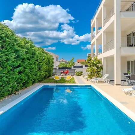 Deluxe Carlotta * Zadar