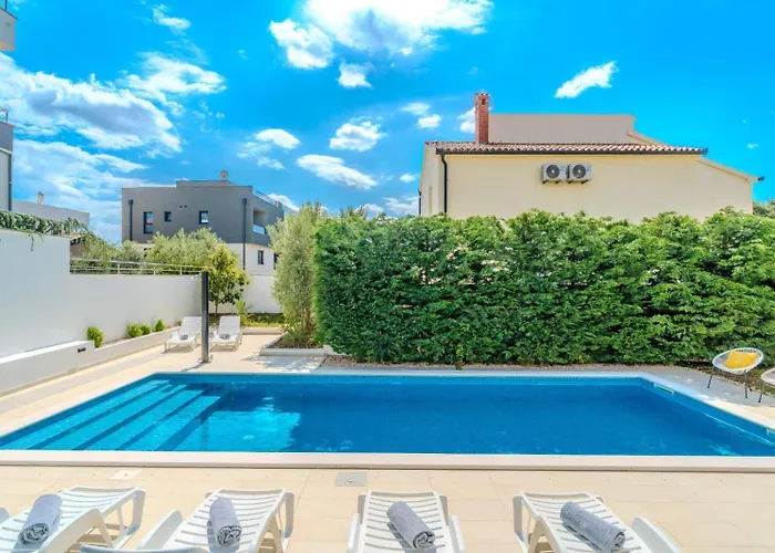 Deluxe Carlotta Apartmán